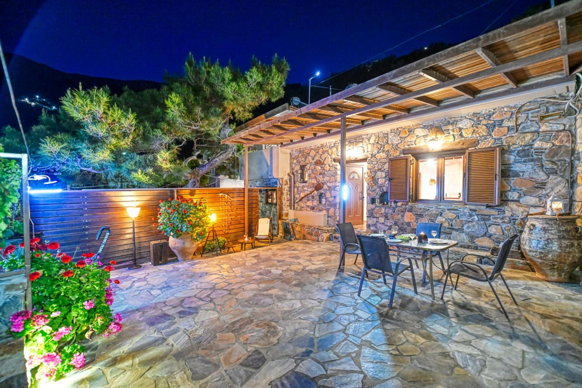 Keramotí "Pefkopetro" Traditional House מראה חיצוני תמונה