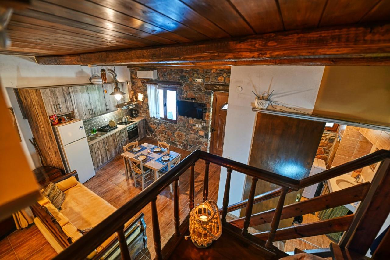 Keramotí "Pefkopetro" Traditional House מראה חיצוני תמונה