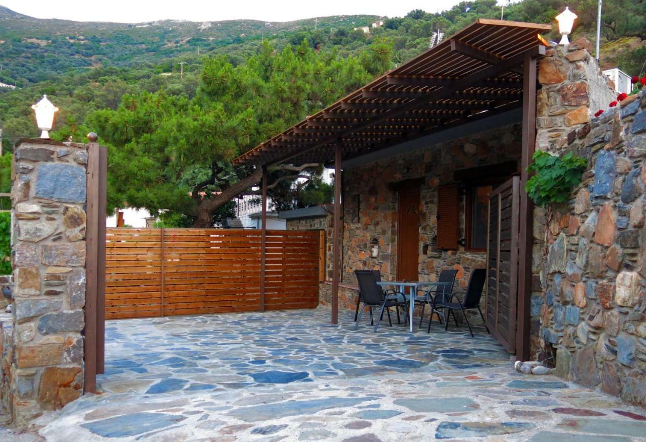 Keramotí "Pefkopetro" Traditional House מראה חיצוני תמונה